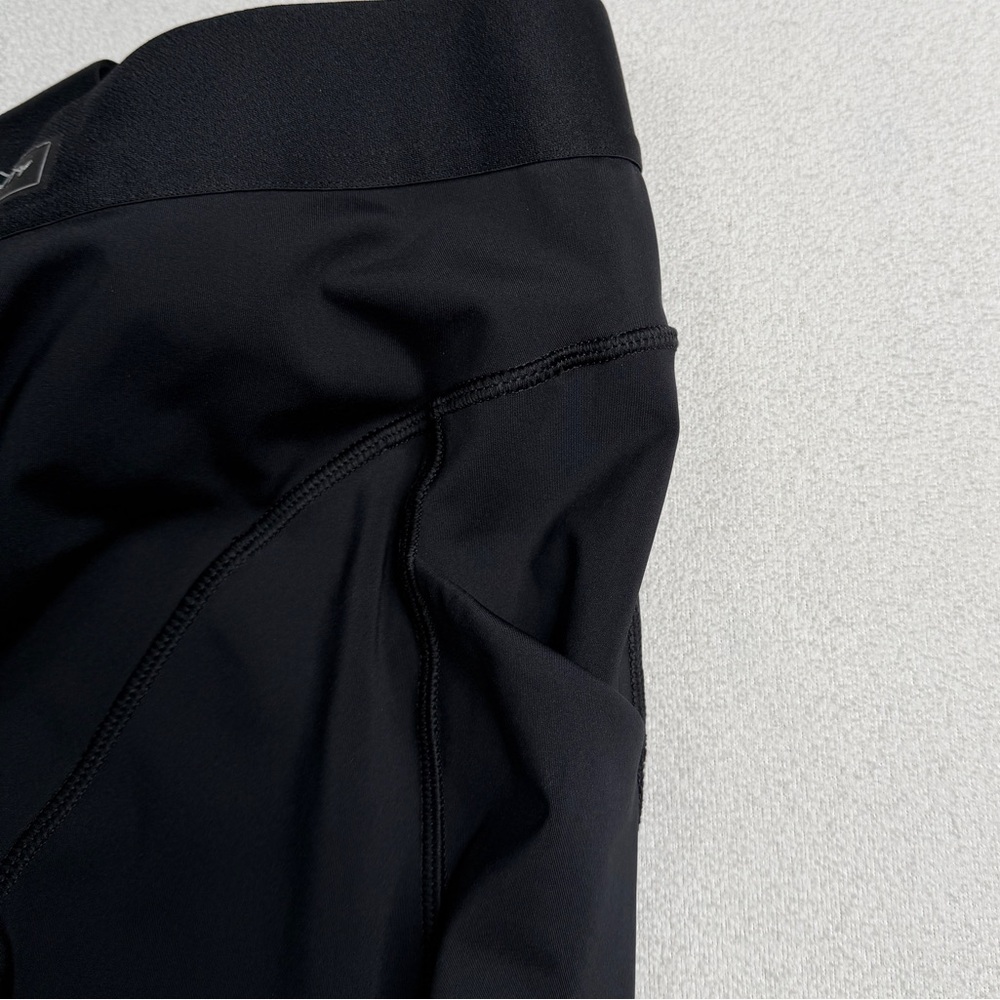 Savage X Fenty Lineup High-Waist Pocket Legging•Black - Picture 12 of 14